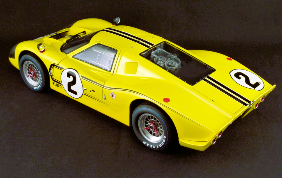 Ford GT40 w/Wire Wheel Rims/V8 Engine/Custom Metal Body 1:12 LARGE ...