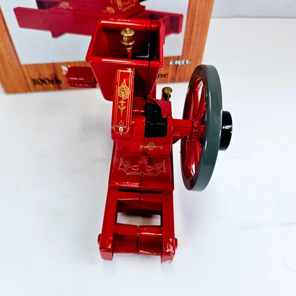 ERTL New Holland 100th Anniversary Engine 1/8 Scale Die Cast Metal 321DO Red - Image 4 of 4