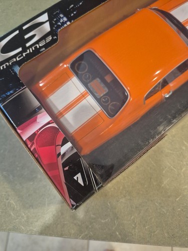 Chevy Chevelle 1970 naranja con rayas blancas 1/18 Hot Wheels "G Machines" #461367 - Imagen 6 de 8