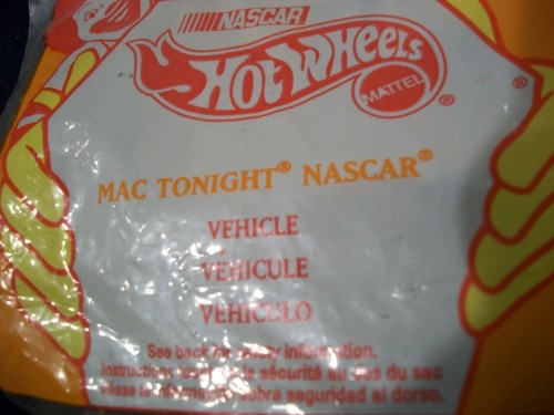 McDonalds Happy Meals Hot Wheels Druckguss Autos MAC TONIGHT NASCAR AMBULANCE DARK - Bild 2 von 5