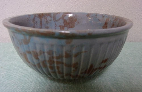 Red Wing Collectors Society Mini Spongeware Reed Bowl