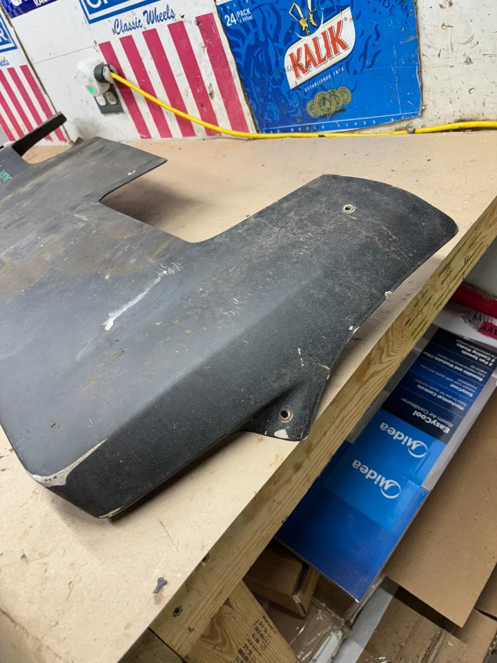 CE1 Lund Parabrisas Visera Chevrolet El Camino MALIBU 1978-1986 78 79 80 81 82 83 Foto 2 de 4