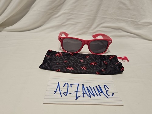 T-Mobile Sunglasses with Black & Pink T-Mobile Logo Pouch (UV Protection) - Picture 3 of 4