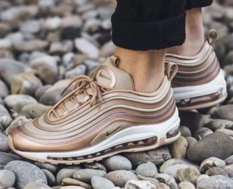 Nike Air Max 97 Ultra Metallic Bronze 917704-902 Brand New SZ 5 Women’s Nike Air Max 97 Ultra Metallic Bronze 917704-902 Brand New SZ 5 Women’s