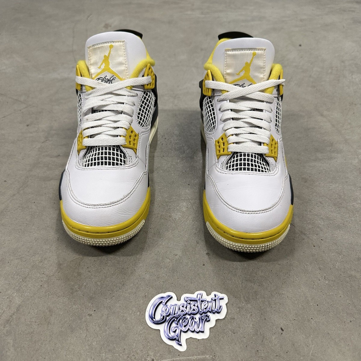 Jordan 4 Retro Vivid Sulfur - Size 9.5W - AQ9129-170 (Fast Jordan 4 Retro Vivid Sulfur - Size 9.5W - AQ9129-170 (Fast