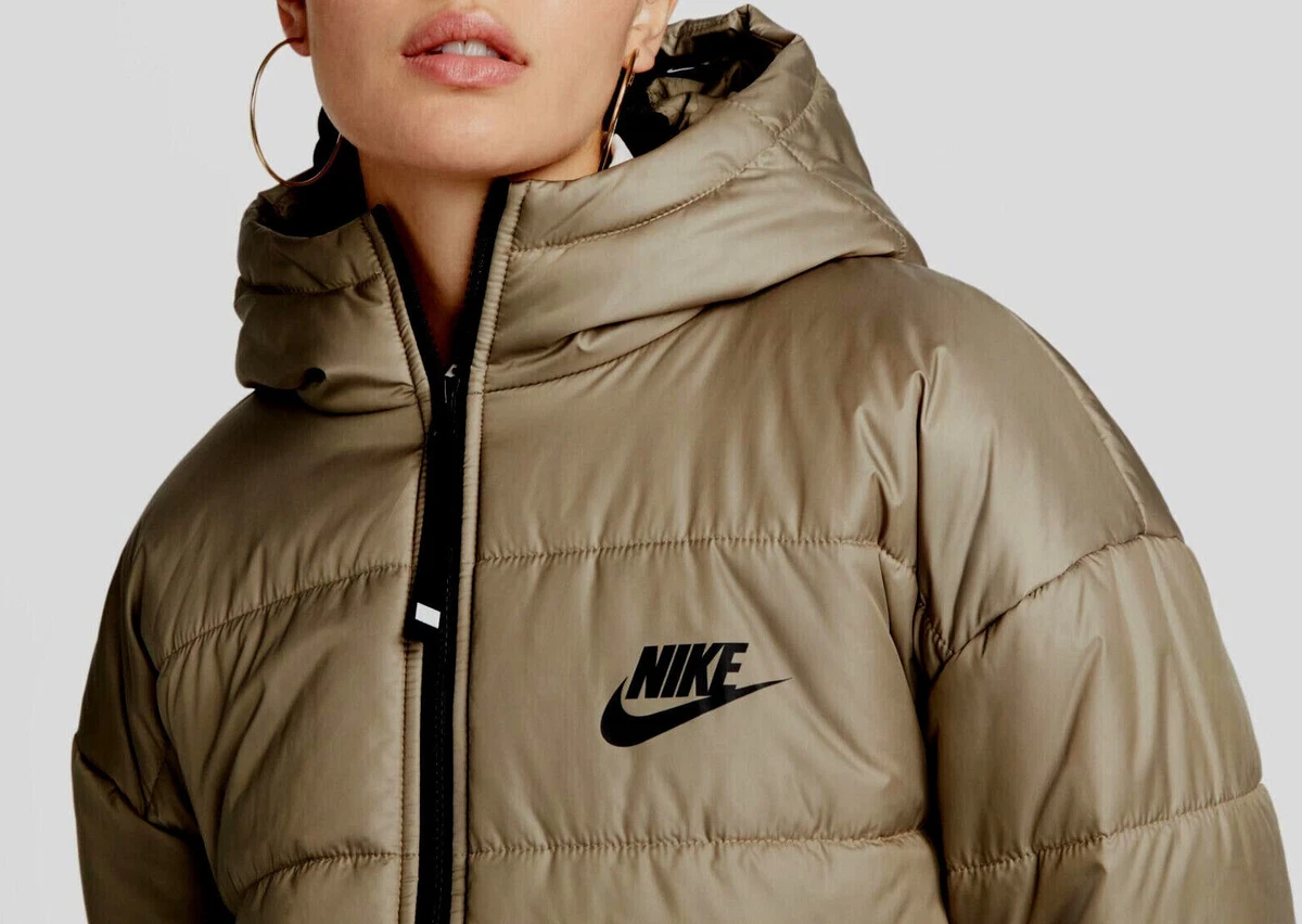 Nike womens synthetic hotsell fill hooded jacket