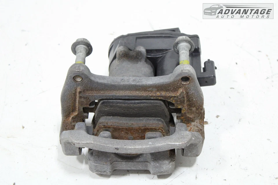 2019-2023 CHEVROLET BLAZER FWD REAR RIGHT ABS BRAKE CALIPER 84273830 OEM - Image 3 of 4