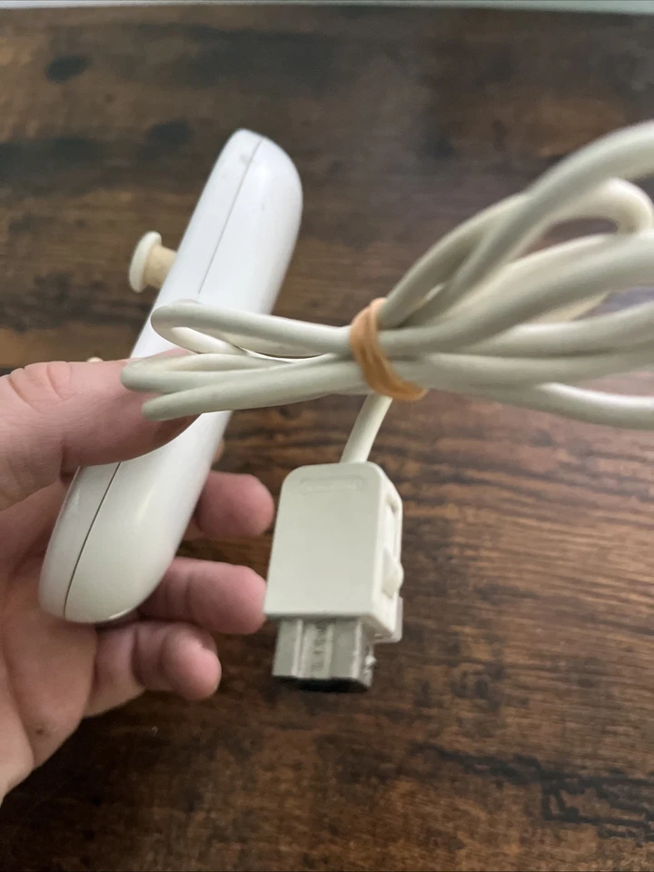 Official OEM White Nintendo Wii Classic Controller RVL-005 ~ Tested & Working - Image 4 of 4