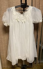 VINTAGE PEARL NYLON IRIS LUXE PUFF SLEVE ROBE, NIGHTY SET SIZE SMALL VANITY FAIR