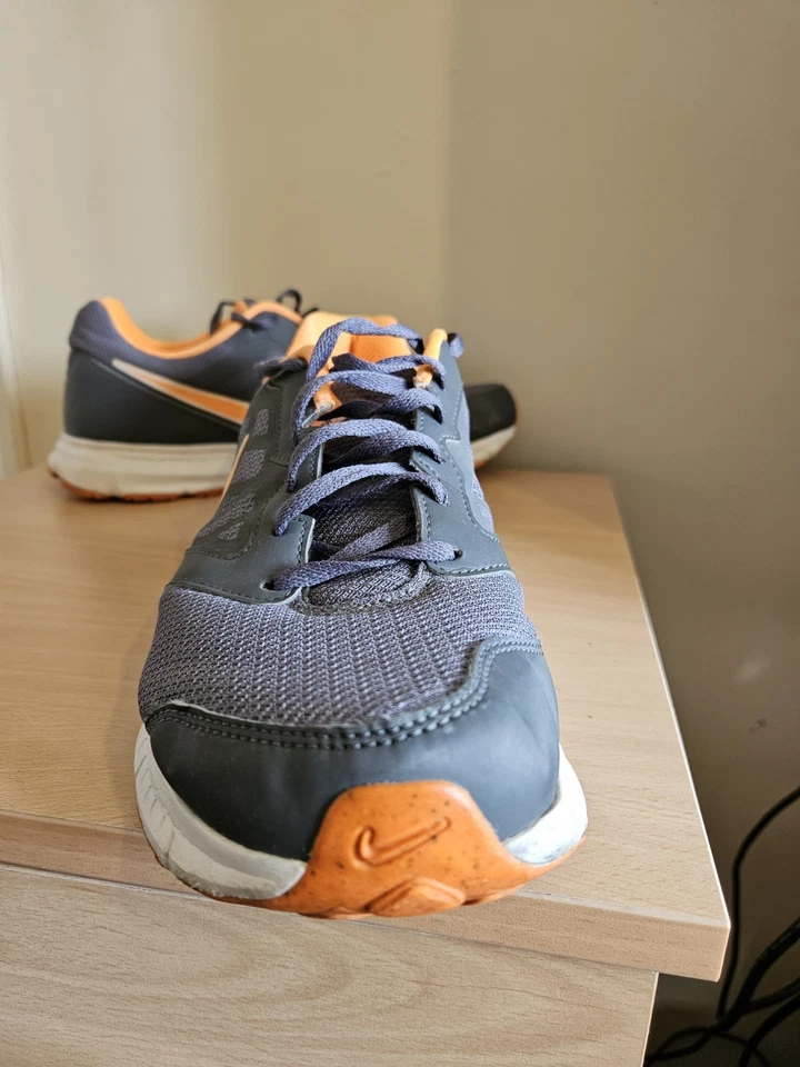 NIKE DOWNSHIFTER 6 MSL 684658-012 GREY ORANGE MENS RUNNING TRAINERS UK 11 EUR 46 - Image 4 of 4