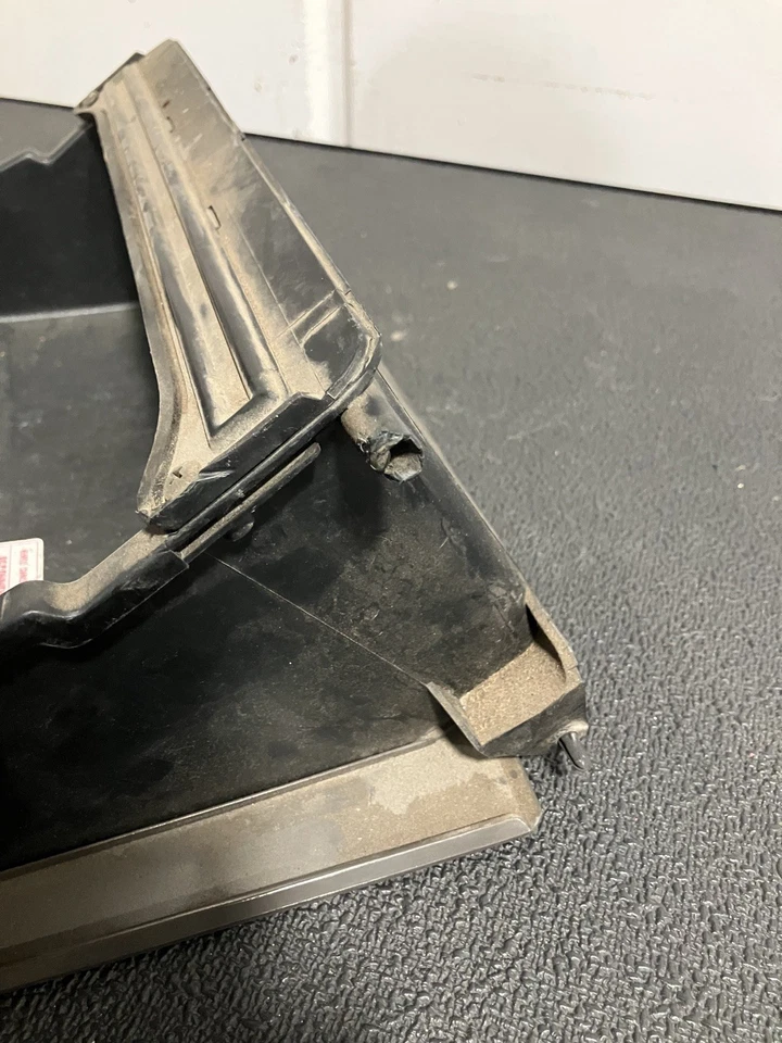 1987 Nissan 200sx S12 Glovebox - Image 2 of 3