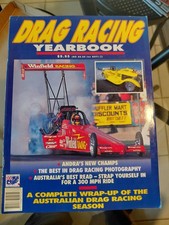 DRAG RACING YEARBOOK 1995  VG COND 