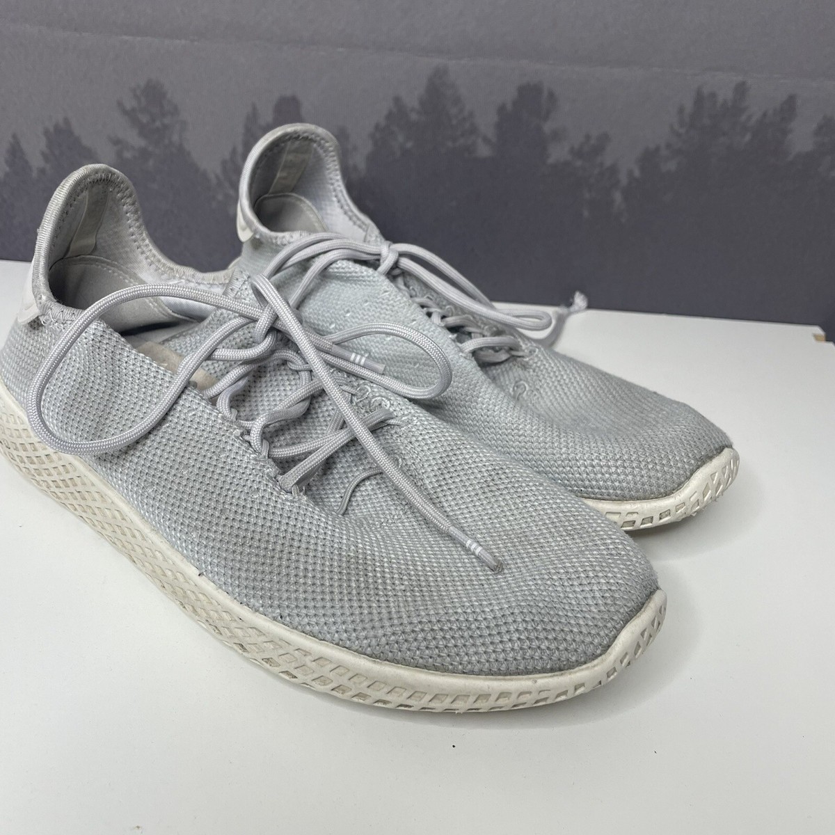 adidas pharrell williams gray