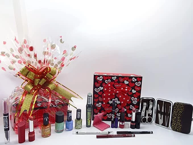 Rimmel 14pc MakeUP Gift Box Hamper Gift Box Hamper + Free Manicure Tool Kit