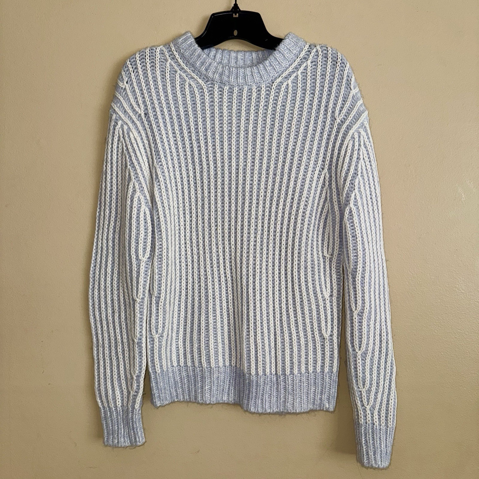 Elizabeth And James Sz XS Sweater Striped Knit Soft Blue & White Pullover Cozy