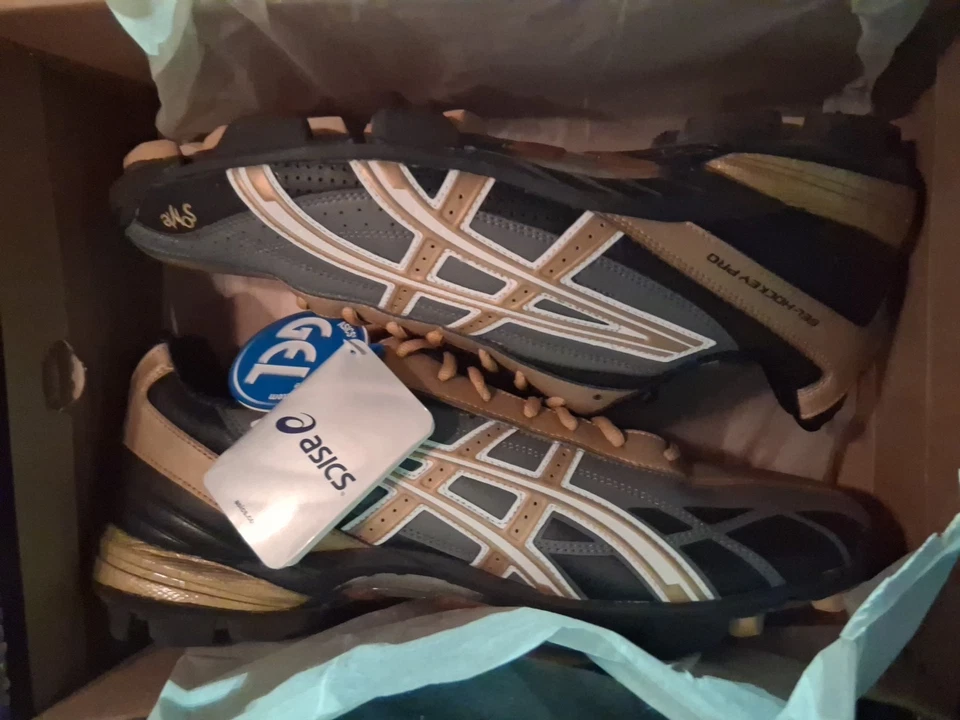 PARA HOMBRES ASICS Dorado, Blanco y Negro Talla 13 Nuevo En Caja Foto 2 de 4