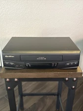 Quasar VHQ-41M VCR Video Cassette Recorder 4 Head Omnivision, No Remote Tested
