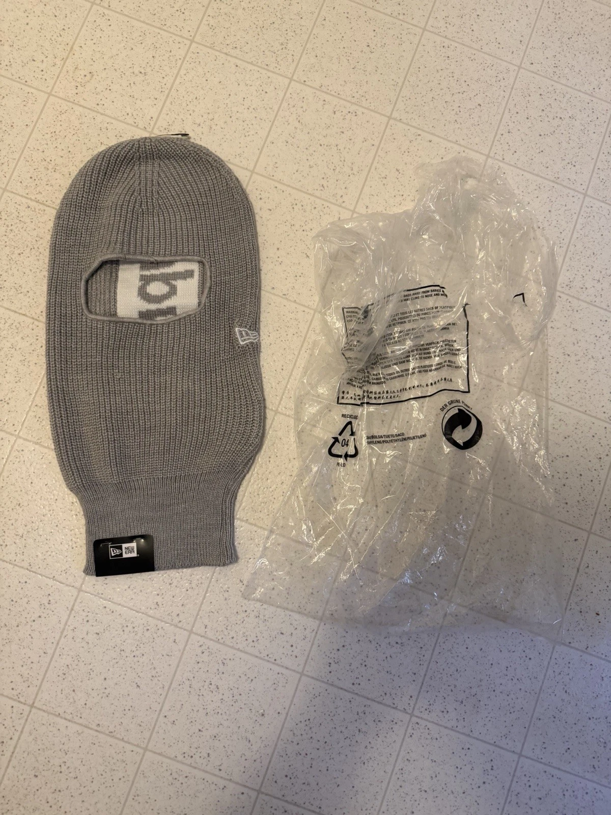 Supreme Ski Mask Gray Brand New with Tags
Opens in a new window or tab