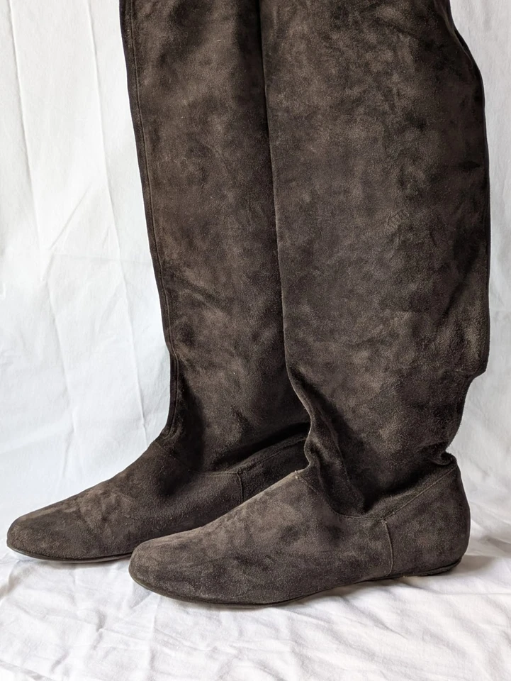 DOLCE & GABBANA. Bottes cuissardes. Talon plat. Cuir / daim. Bon état. Taille 40 - Photo 4/4