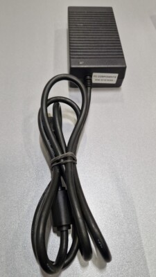 Dell ADP-150BB B AC-Netzteil 12V 12,5A Gebraucht Funktioniert Ohne Netzkabel