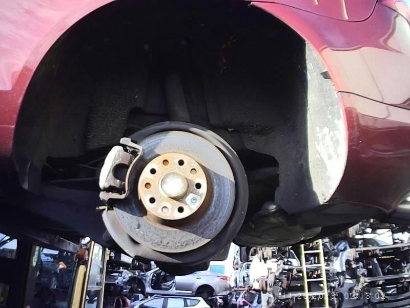 Volkswagen Tiguan 2009-2018 eje lateral izquierdo buje de nudillo fabricante de equipos originales Foto 2 de 4