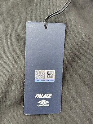 PALACE X UMBRO - LOGO PRINT / PATCH SWEATSHIRT SIZE: L | eBay PALACE X UMBRO - LOGO PRINT / PATCH SWEATSHIRT SIZE: L | eBay