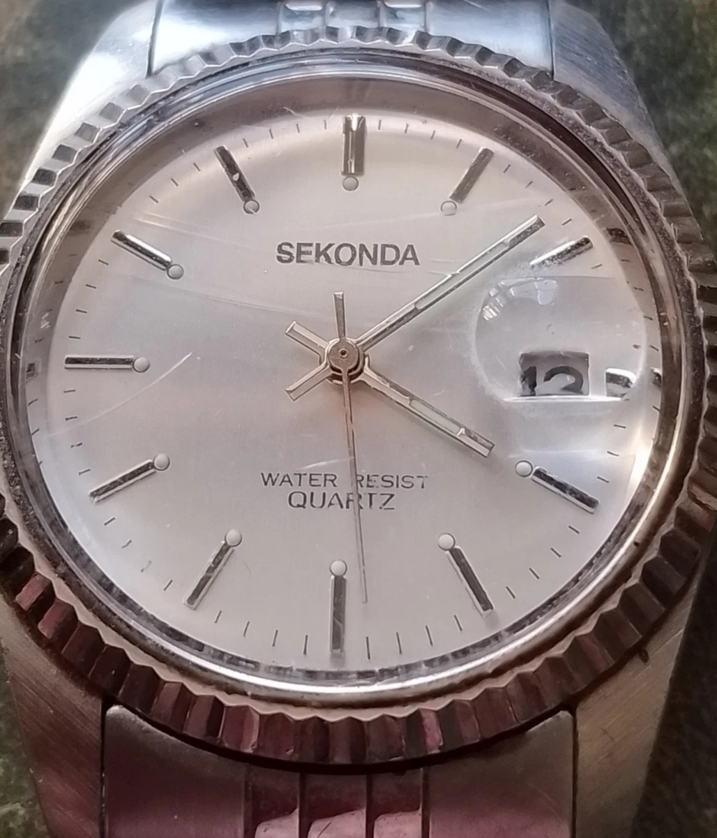 Reloj de pulsera Sekonda para hombre esfera plateada sin probar