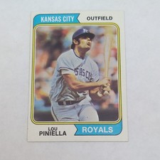 Topps 1974 Lou Piniella #390 Base Set Kansas City Royals Baseball Card