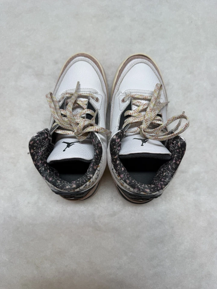 Nike Air Jordan 3 Retro Vintage Floral Juvenil Zapatos Medianos Talla 1Y Foto 4 de 4