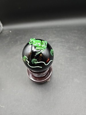 Vintage Signed Steven Correia Frog & Tadpoles Art Glass Paperweight