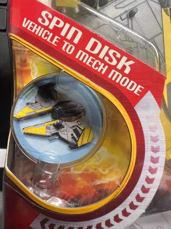 Hasbro Star Wars Transformer – Anakin Skywalker to Jedi Starfighter  Brand New - Image 4 of 4