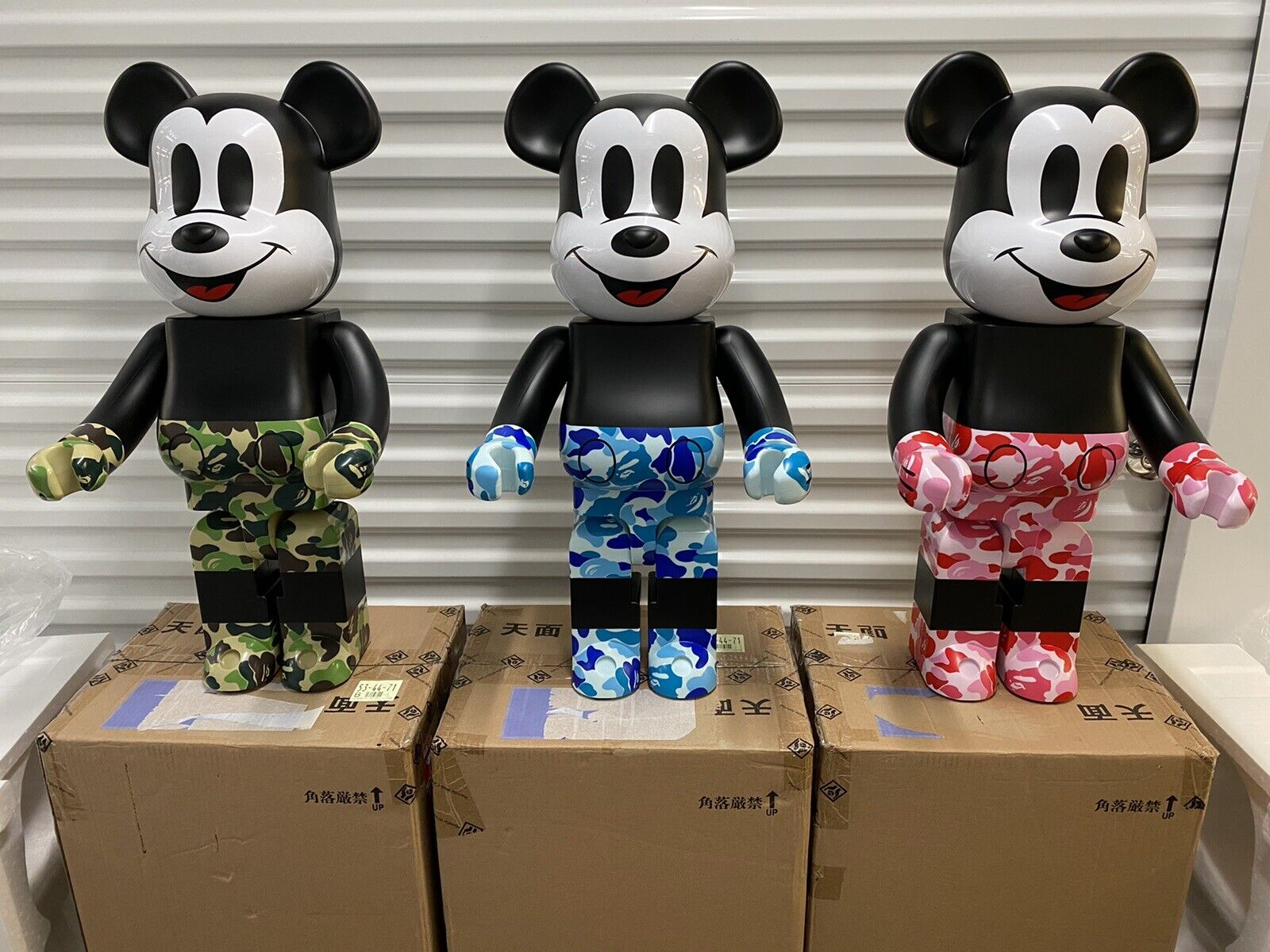 Bearbrick Custom Luis Vuitton Pattern Red 1000%