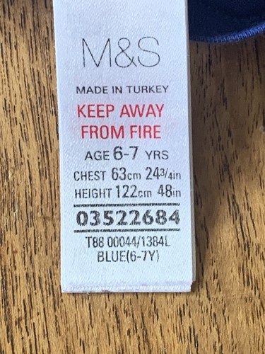 M&S Blue refreshers T Shirt 6-7 years. used. Excellent Condition - Picture 3 of 6