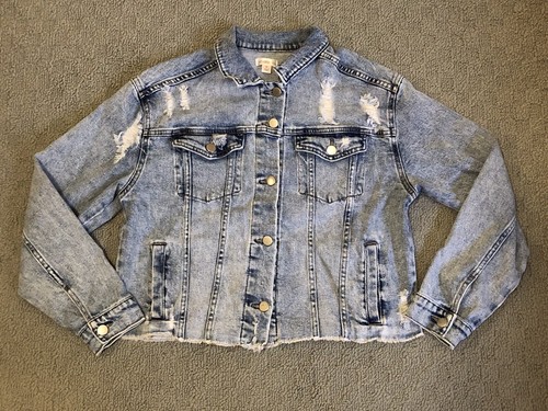 Distressed Jean Jacket Light Wash size 