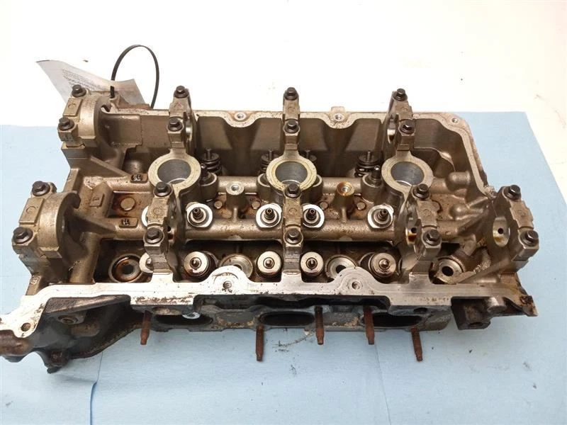 Ford Escape 2009-2012 culata izquierda Foto 2 de 4