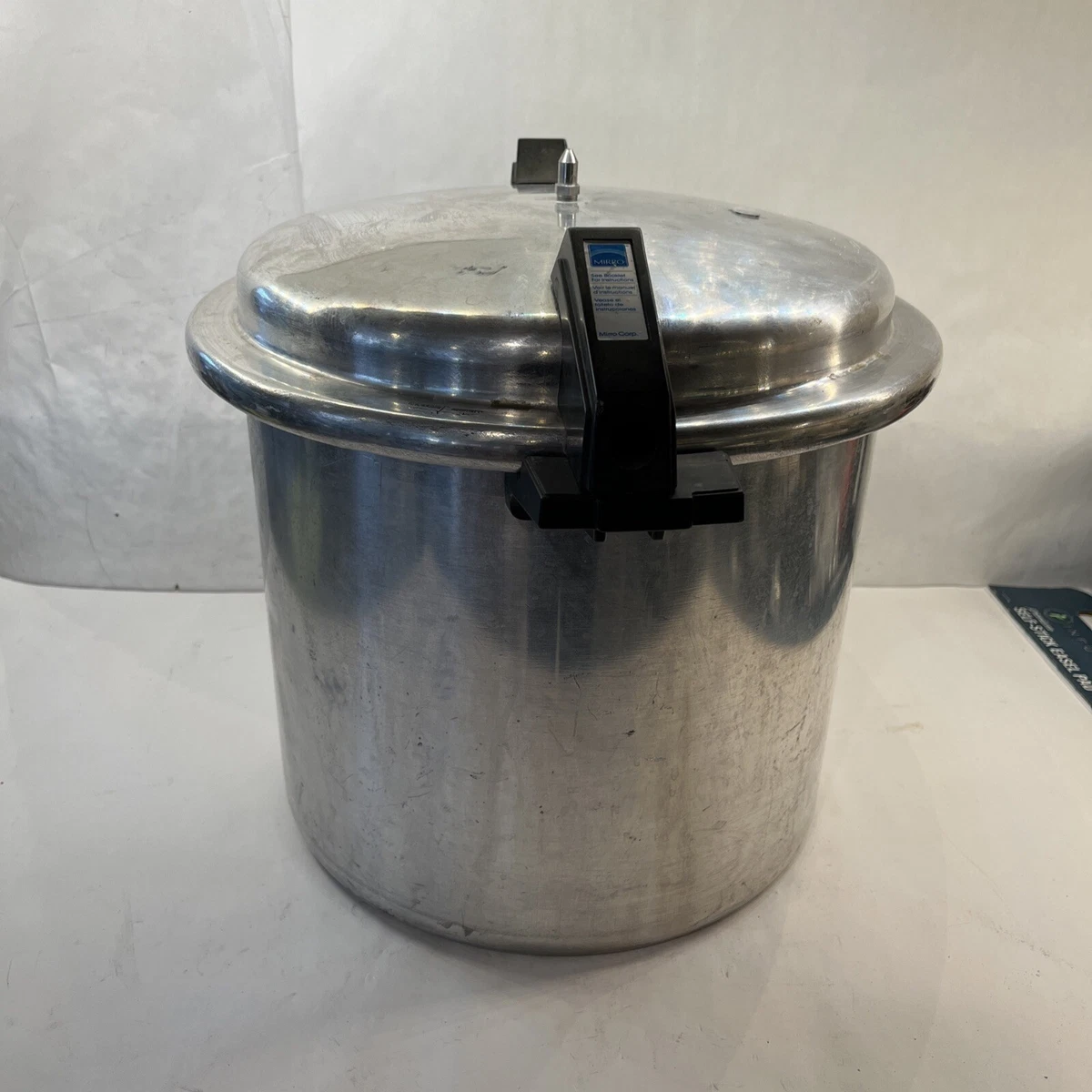 Large Mirro M 0522 II 22 Qt Pressure Cooker Canner with Racks eBay