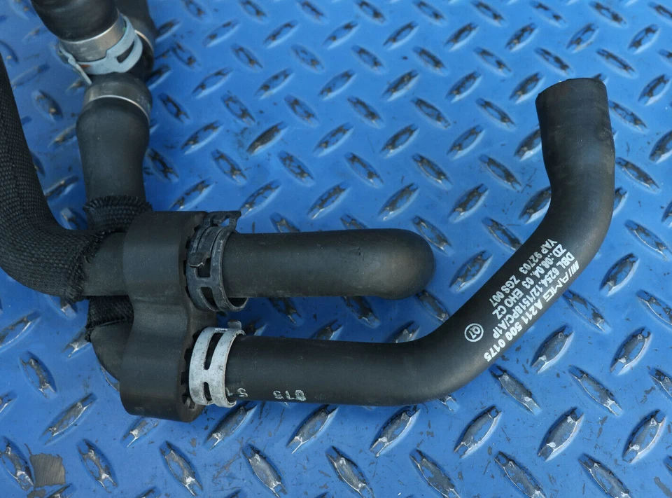 Línea de mangueras de refrigerante intercooler motor Mercedes W211 E55 AMG 2003-2006 2115000175 Foto 4 de 4