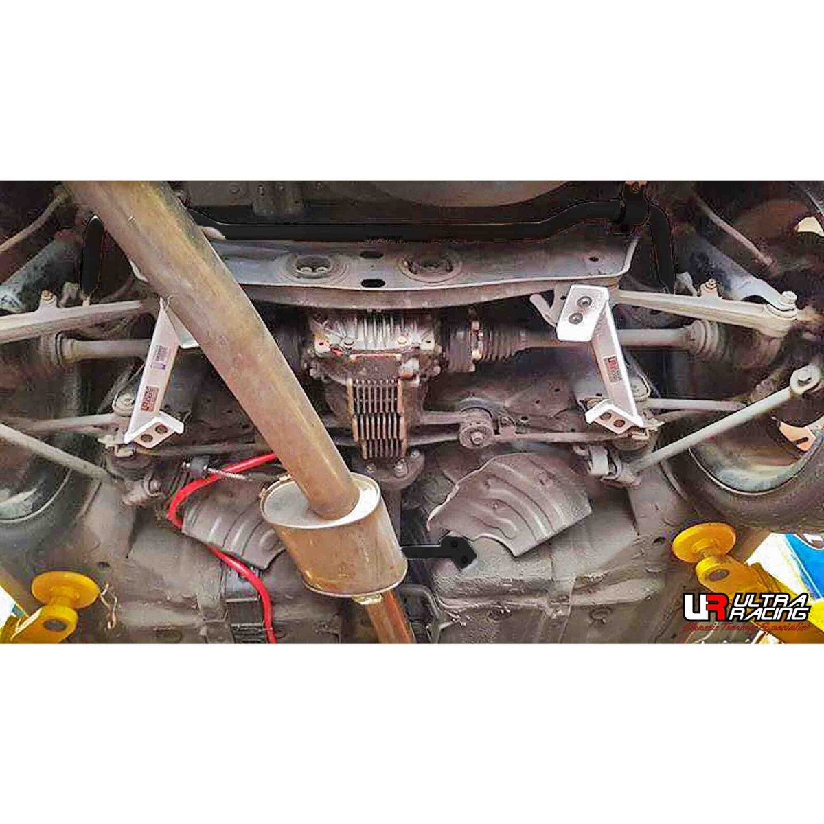 100 Castrol TOM'S SUPRA 2001 前後期＋固定具 100様専用 Castrol TOM'S SUPRA 2001 前後期＋固定具 - メルカリ