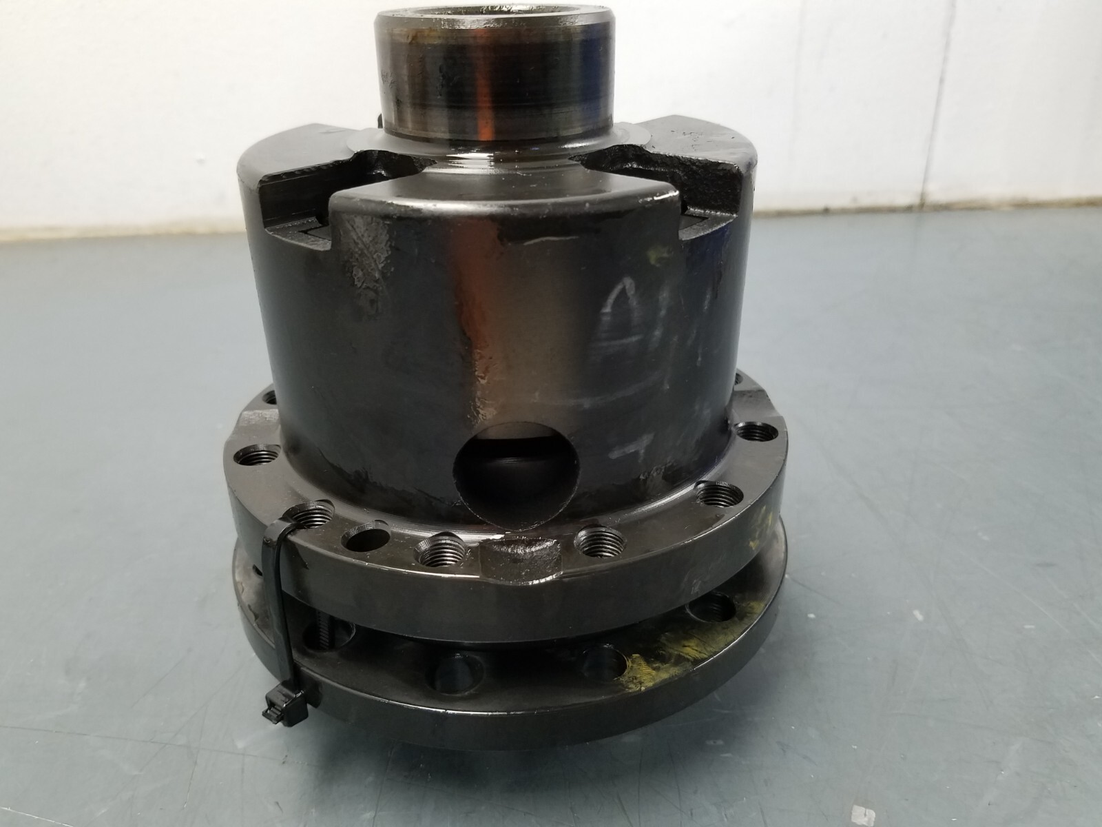 Lamborghini Gallardo  OEM Rear Differential Carrier #7651 B5