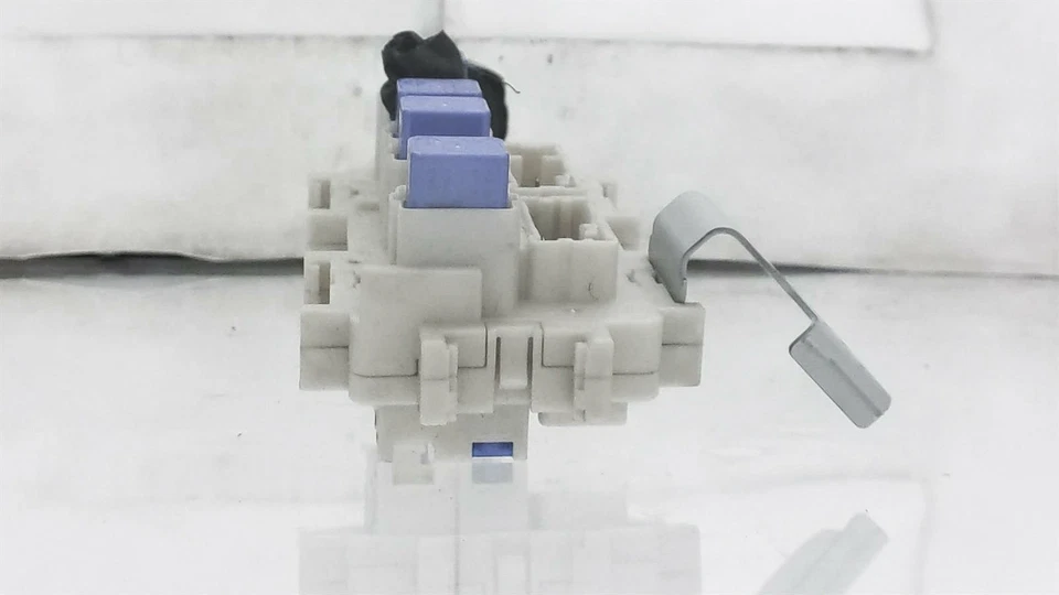 Nissan GT-R 2010-2020 cabina caja de fusibles bloque de conexiones 24350-Kb50a Foto 4 de 4