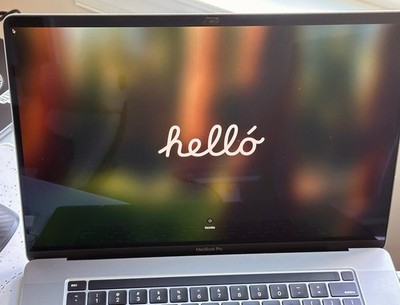 2019 Apple MacBook Pro 16'' with Intel Core I9 2.30 GHz, 1 TB SSD, 32 GB RAM