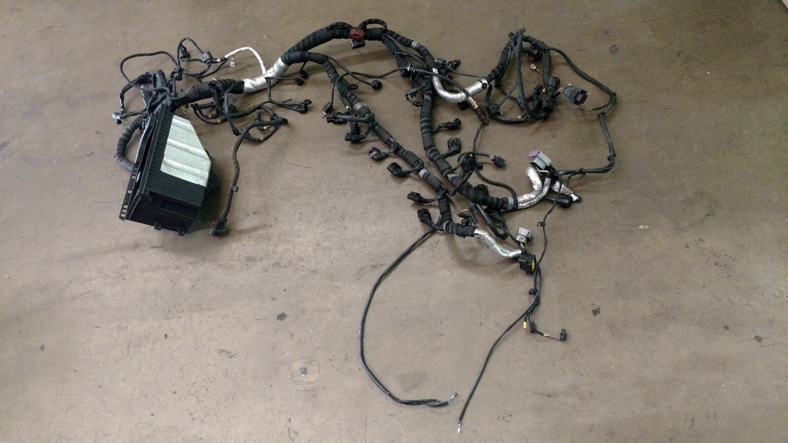 LAMBORGHINI AVENTADOR lp700 lp720 REAR ENGINE WIRING HARNESS OEM 470971072A