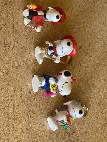 Lot Of 4 Vintage Snoopy Characters , Miniatures