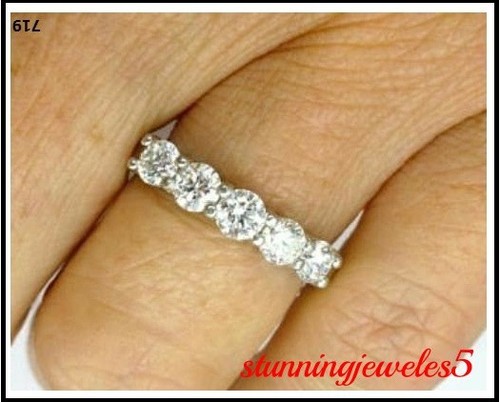 Lab Created 1.25CT Round Cut Diamond VVS1 Wedding Band Ring 14K White Gold Over - Picture 3 of 7