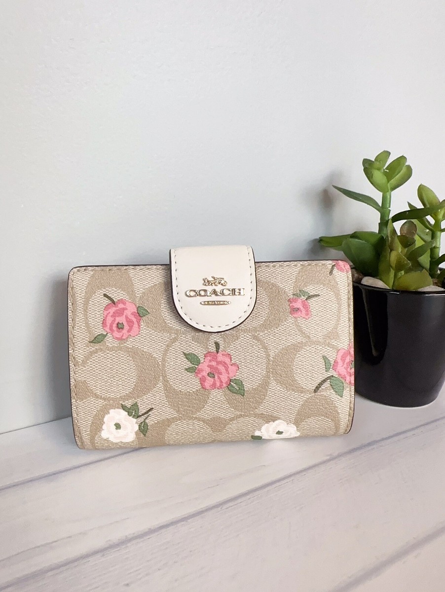 NWT Coach Medium Corner Zip Wallet Signature Canvas With