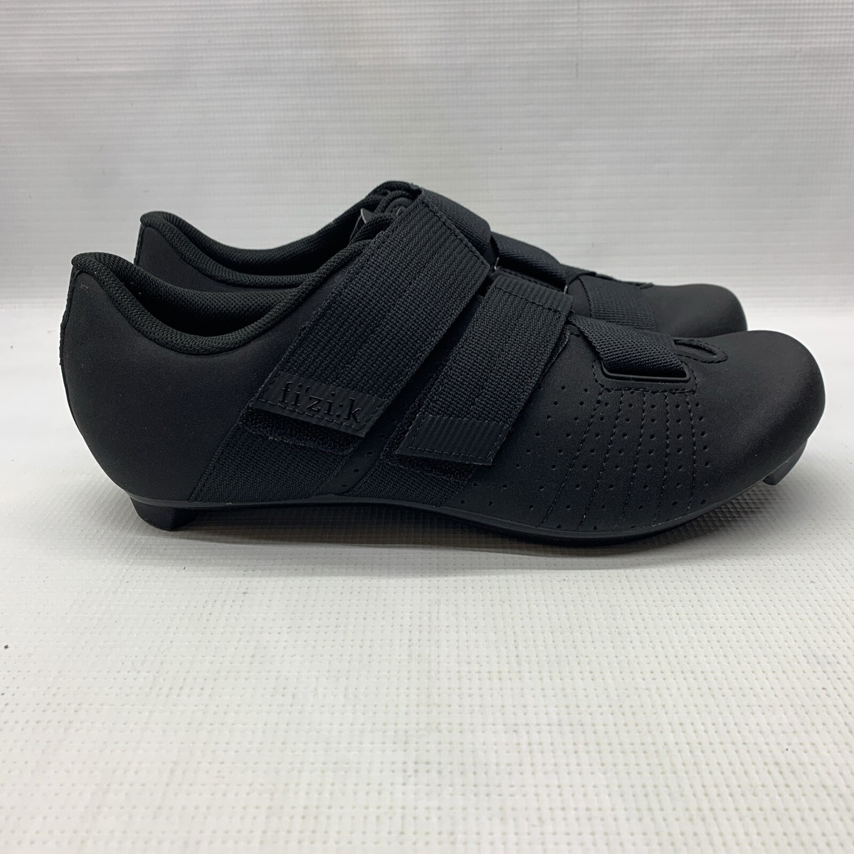 Fi'zi:k Tempo R5 Powerstrap Cycling Shoe Black Size 8.5 Hook