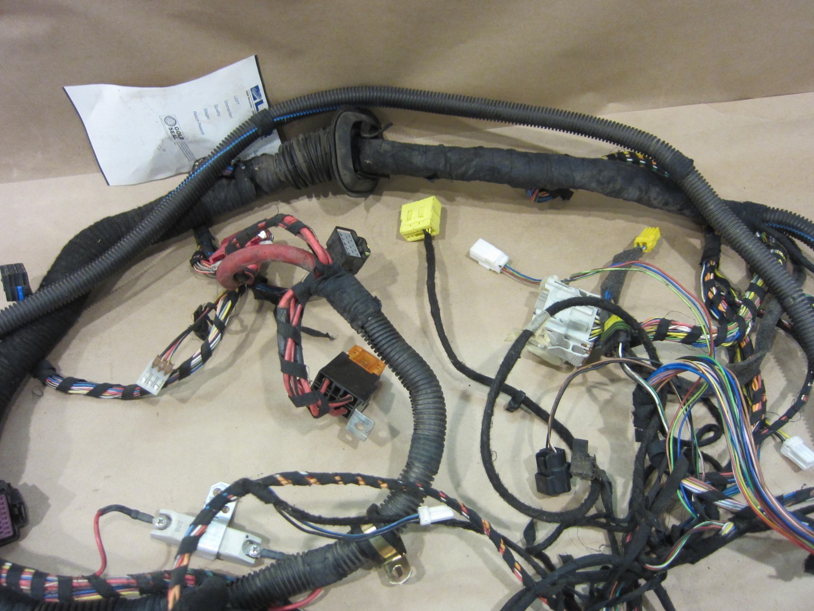 Maserati 4200 Coupe (2004). RH Longitudinal Cables Part# 200511