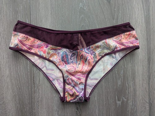 Victoria's Secret sehr sexy Hiphugger Größe Small burgunderrot Paisley