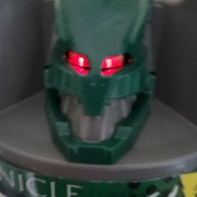 NIB Lego Bionicle Piraka Zaktan 8903