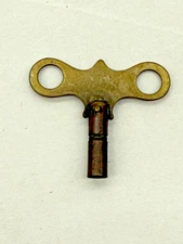 ANTIQUE CLOCK  KEY Size #7 3.8mm (CM93-236)